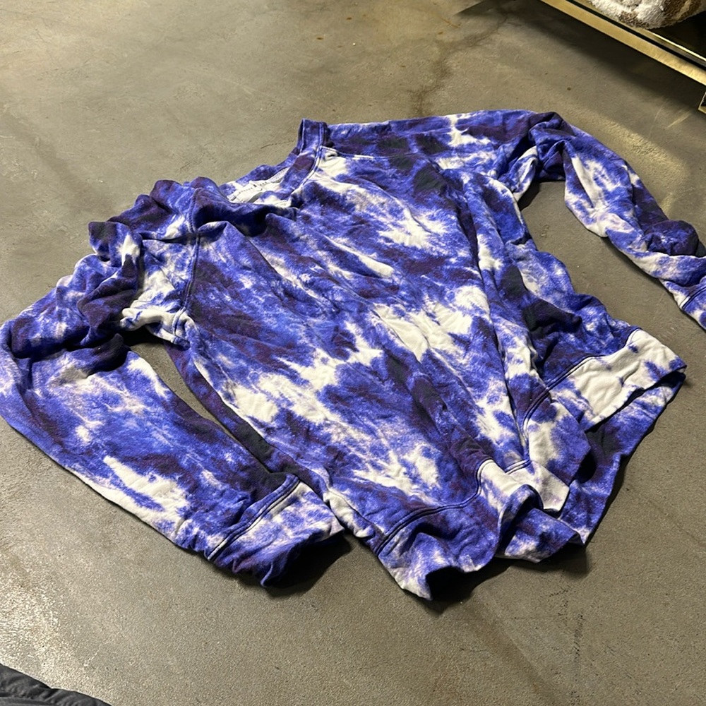 Stripe & Stare tie dye crew neck.